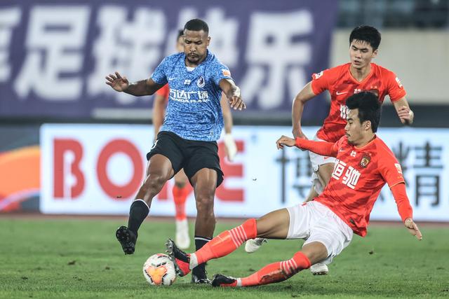 欧冠大神：专家杨计聊球6连红+近10中9领衔预测